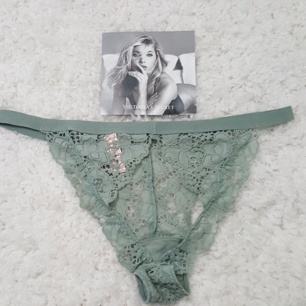 VICTORIA'S SECRET cut out lace cheekini - Picture 2 of 4